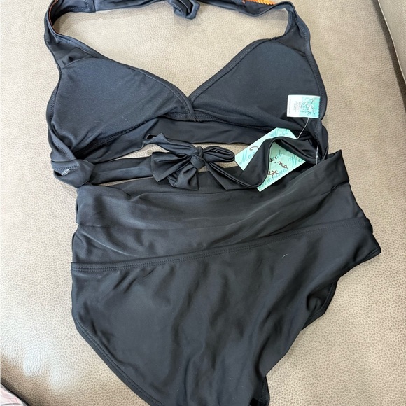 Marina West Black Halter Swimsuit with Orange Trim Size Small - Picture 2 of 6